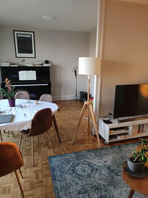 Superbe Appartement Lumineux Avec Vue Imprenable Tours Kültér fotó